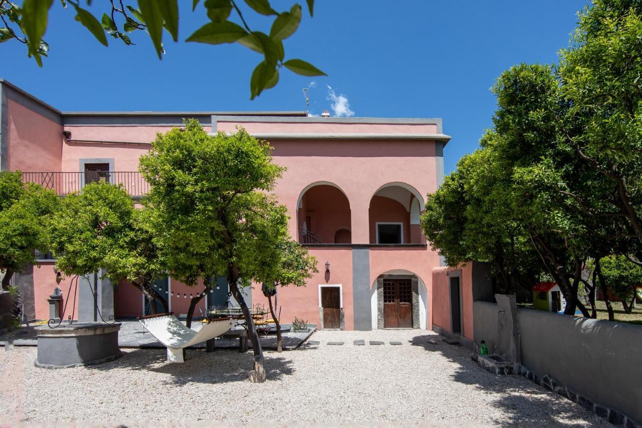 Palazzo D'Aquino Hotel Боскореале Екстериор снимка